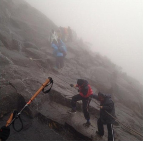 Poor Visibility at the Top (Photo Credit: Soong Mei Ling)